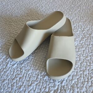 VRST Beige Mens Slides size 12